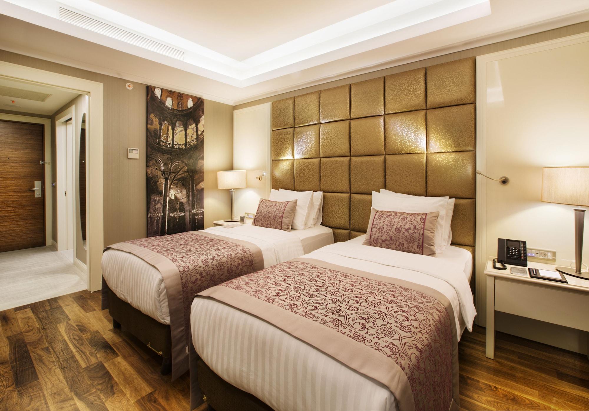 Dedeman Bostanci Istanbul Hotel & Convention Center מראה חיצוני תמונה Deluxe Room
